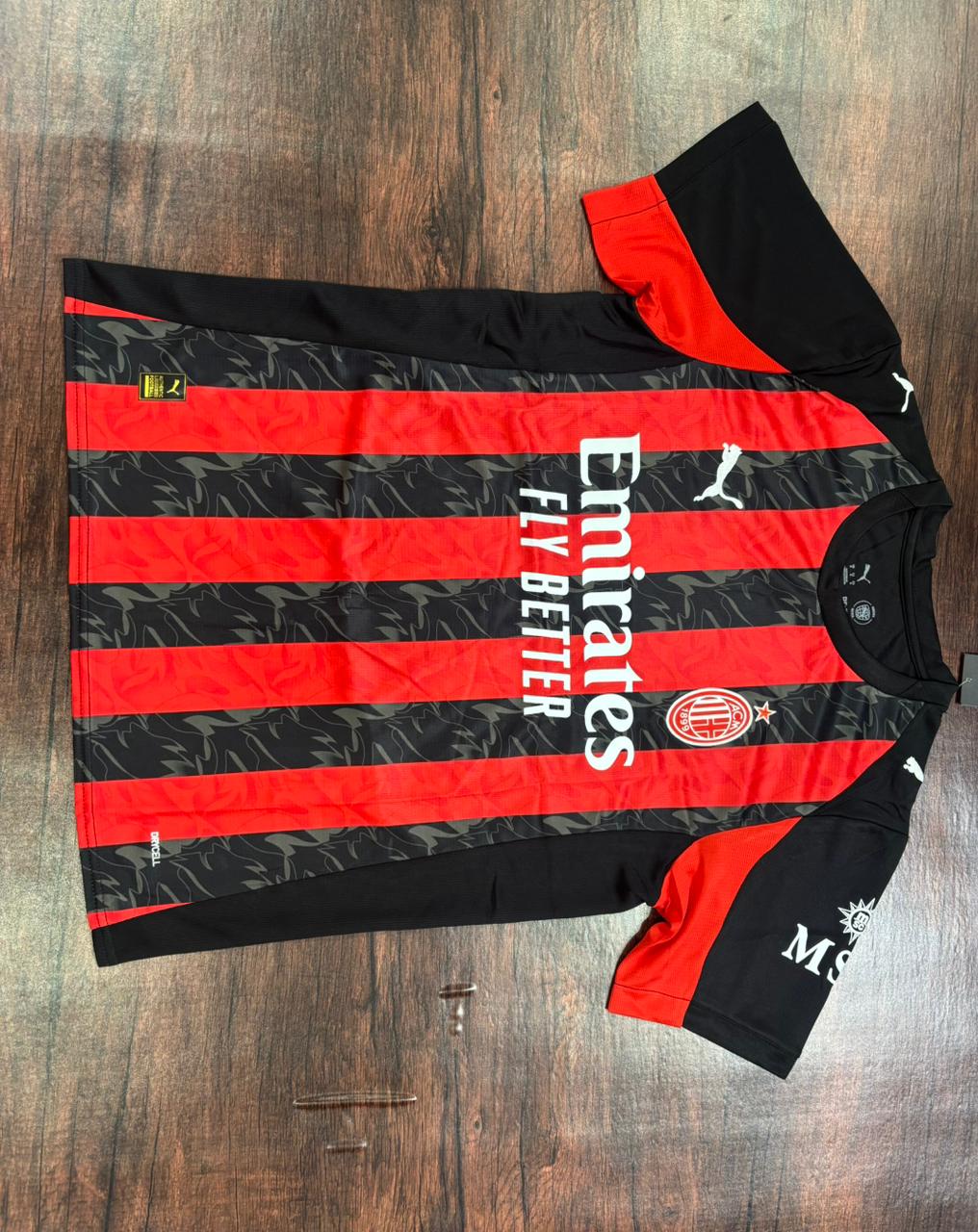 AC Milan 2025/26 Home Jersey Master Quality without Shorts