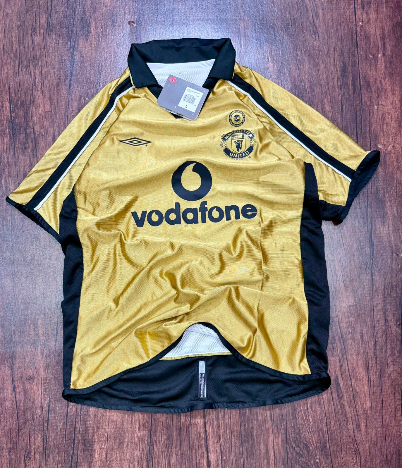 Manchester United 2001-02 Reversible Centennial Premium Retro Jersey without Shorts