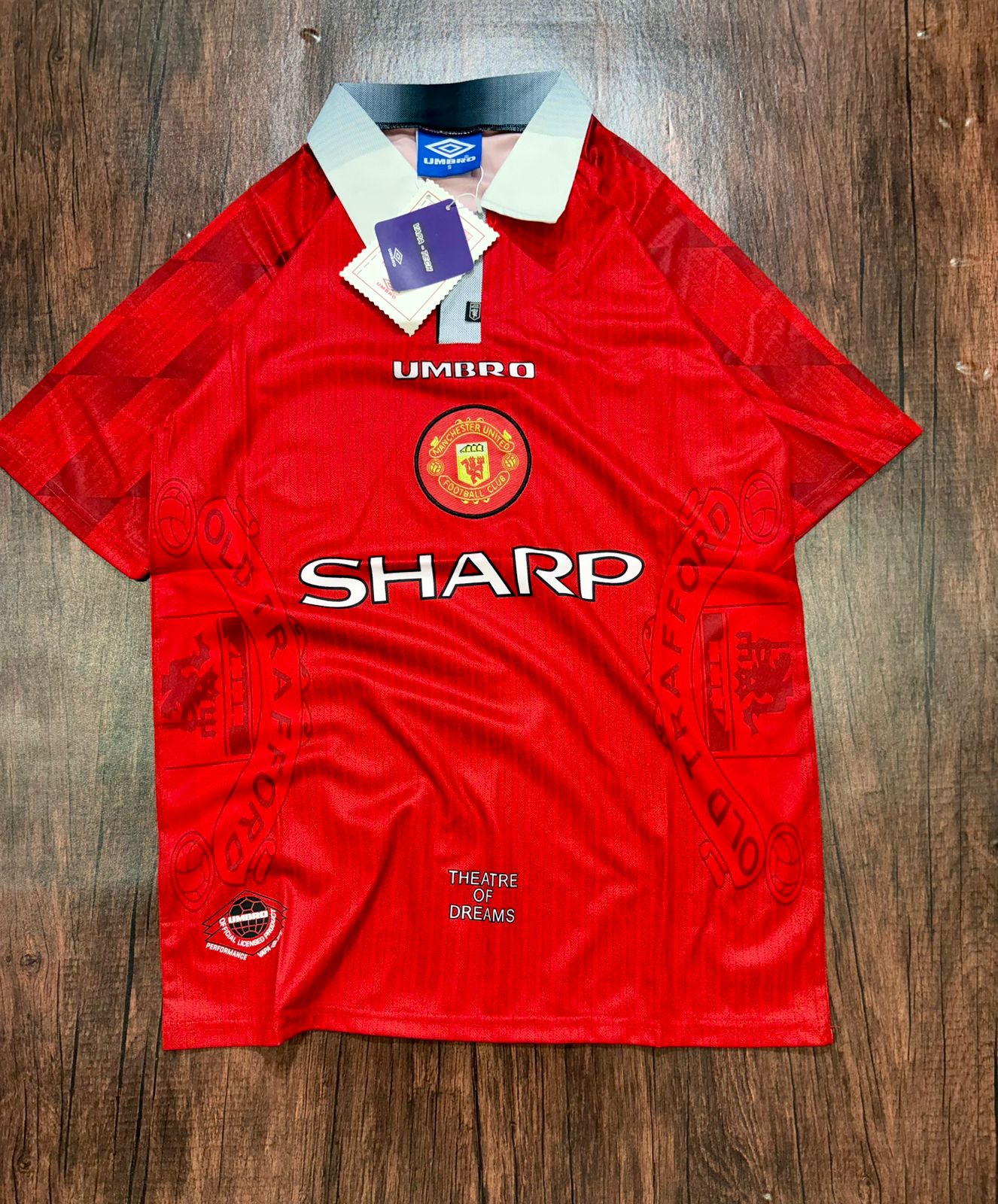 Manchester United 1996-98 Home Premium Retro Jersey without Shorts