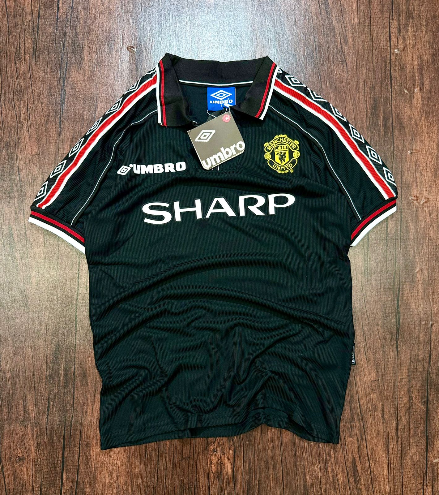 David Beckham Manchester United 1998 Away Black Premium Retro Jersey without Shorts
