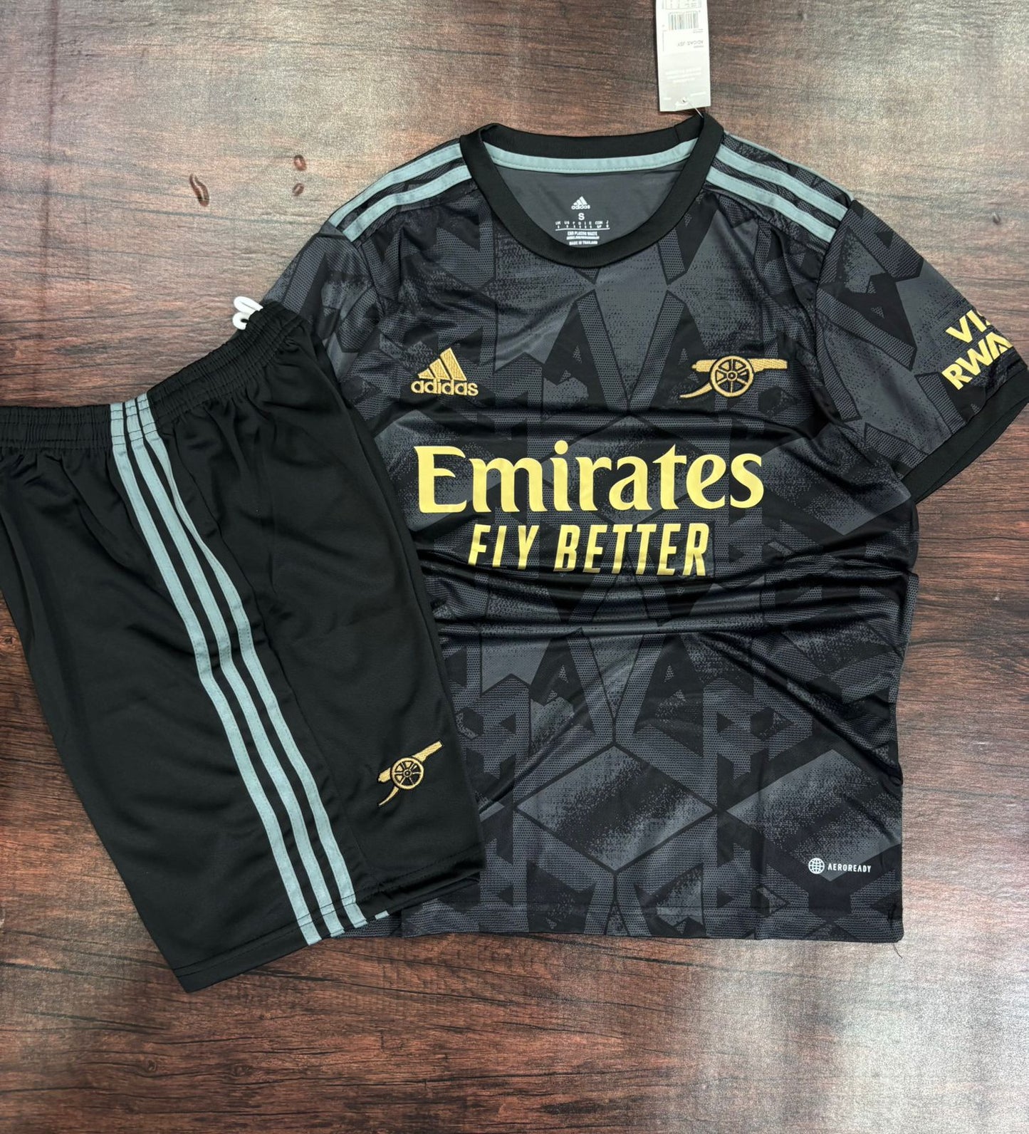 Arsenal 22/23 Away Jersey with Shorts