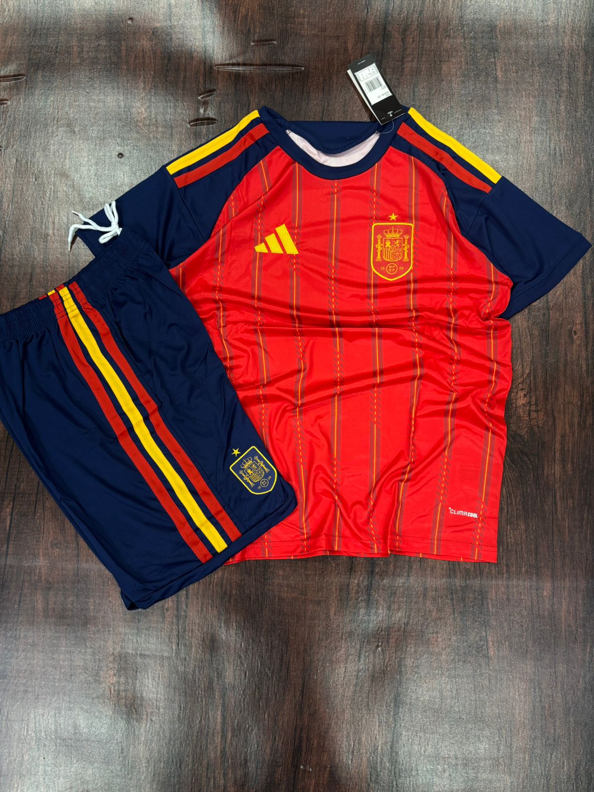 Spain 26 Home Jersey with Shorts
