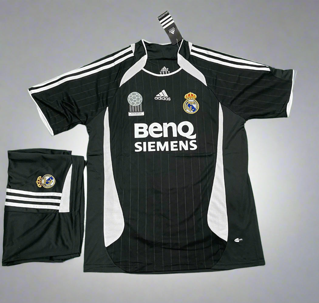 Real Madrid 2006-07 Premium Quality Retro Jersey with Shorts