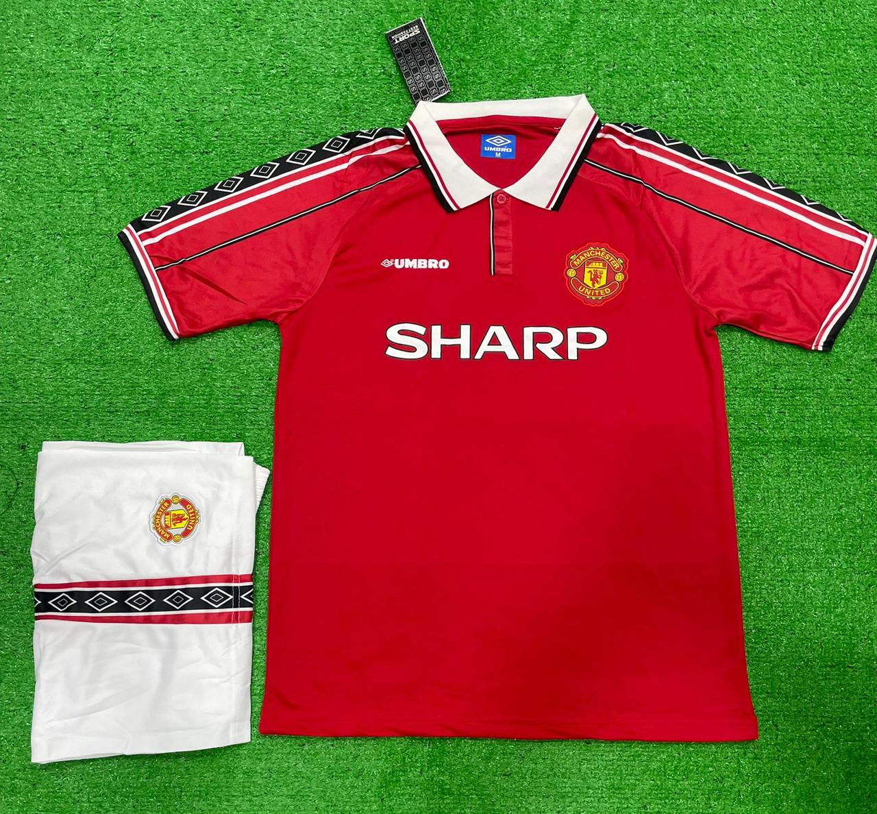 David Beckham Manchester United 1998 Home Retro Jersey with Shorts