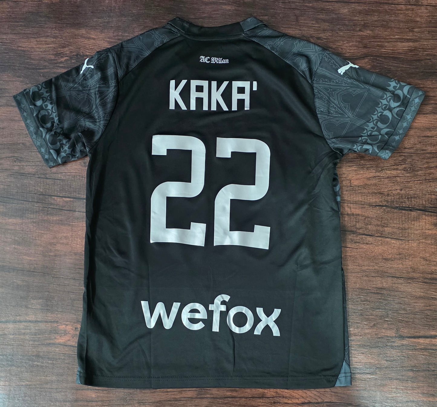 Authentic Jersey AC MILAN X PLEASURES 2023/24 Kaka – Dark Version with Shorts