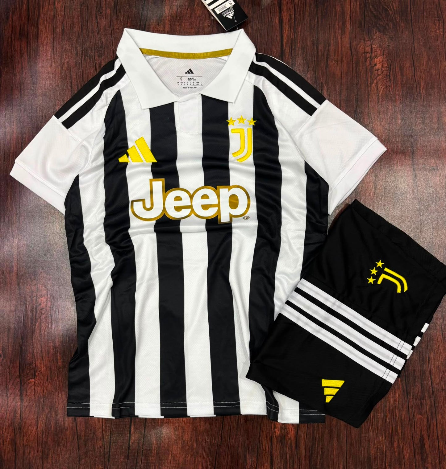 Juventus 26/27 Home Jersey with Shorts