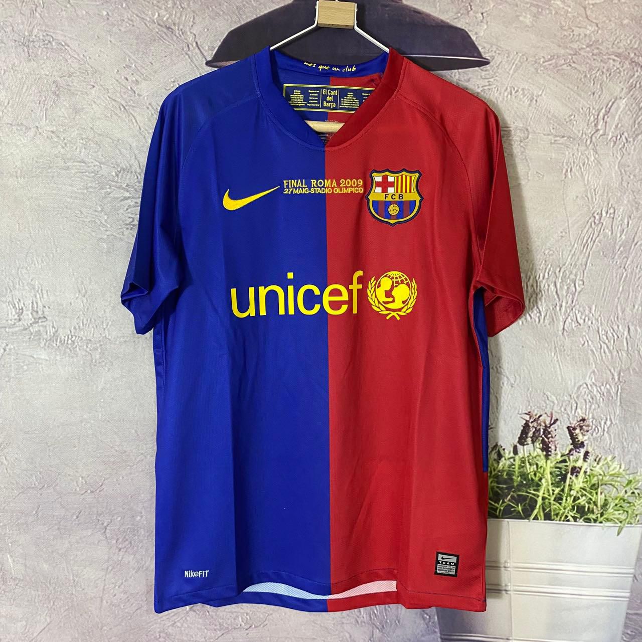 F.C Barcelona Final Roma 2009 Retro Jersey without Shorts