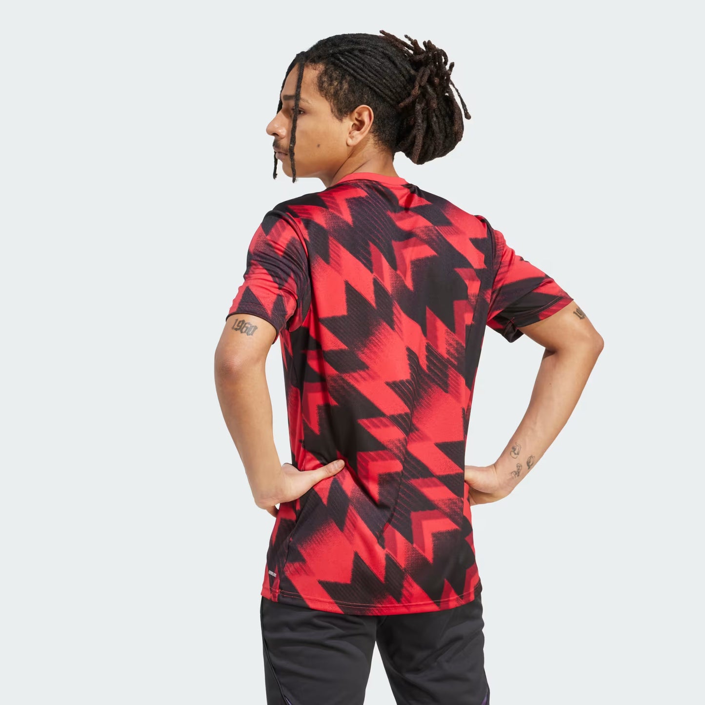Manchester United 25/26 Pre-Match Jersey without Shorts