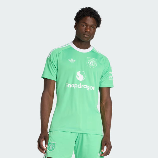 Manchester United 25/26 Third Goalkeeper Jersey with Shorts