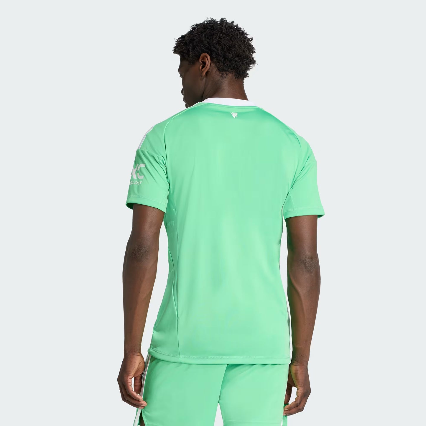 Manchester United 25/26 Third Goalkeeper Jersey with Shorts