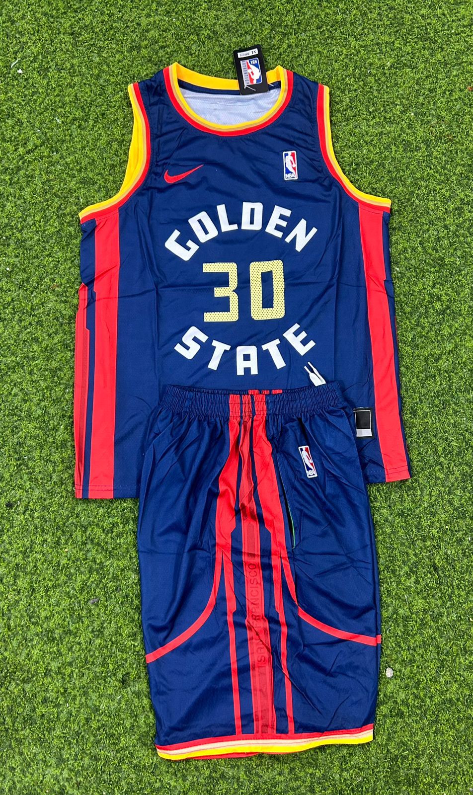 Golden State Warriors Replica Basketball Jersey with Shorts