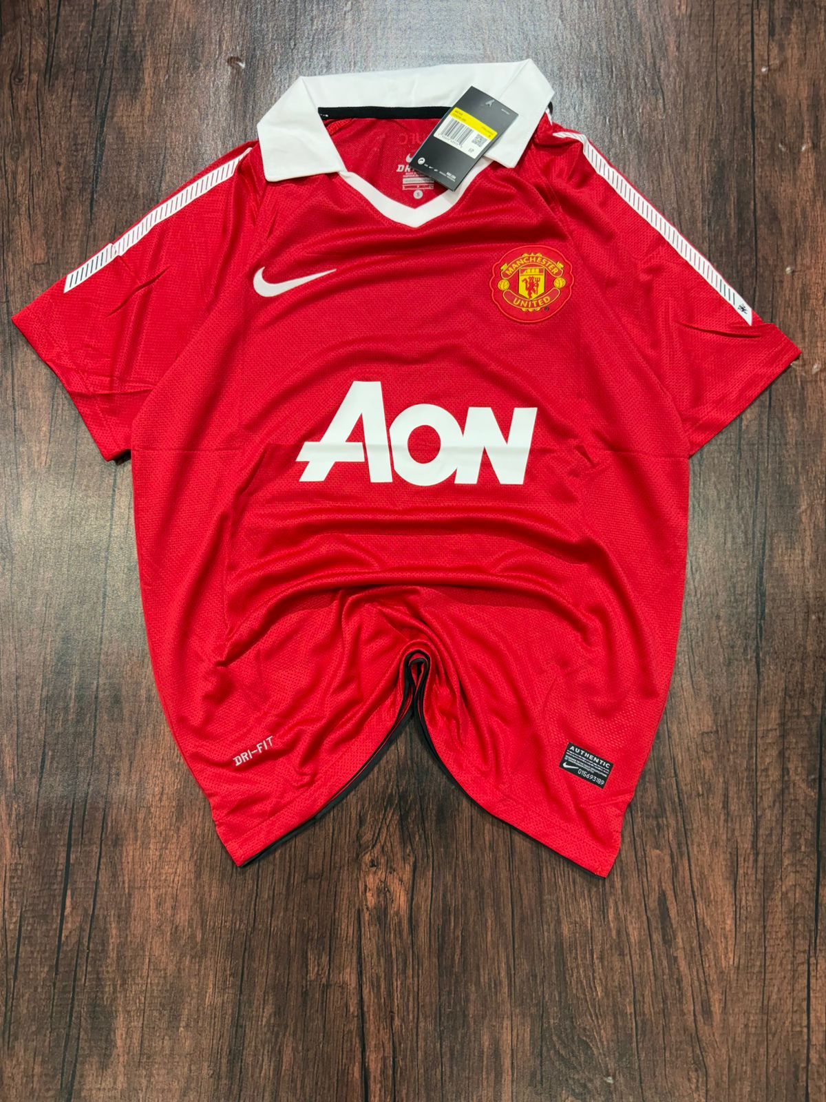 Manchester United 2010-11 Home Premium Retro Jersey without Shorts